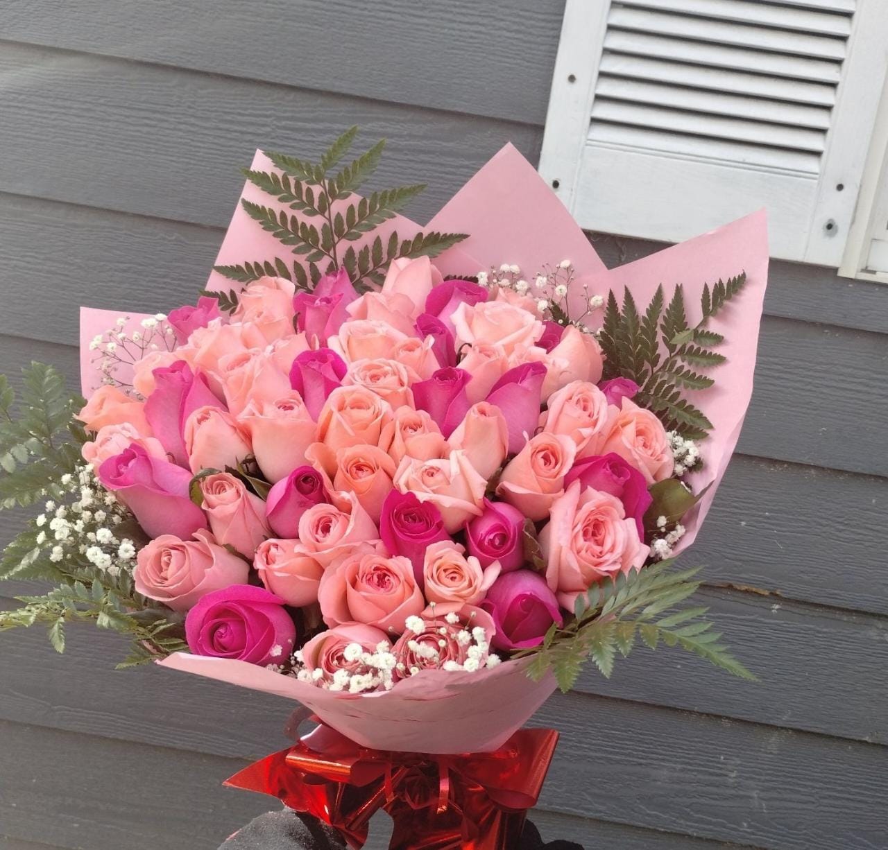 50 Roses Flower Buchon Bouquet
