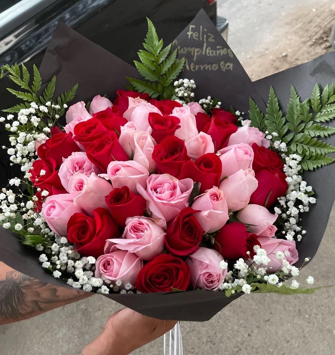 50 Roses Flower Buchon Bouquet