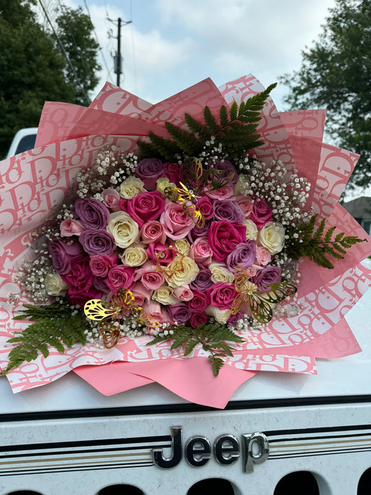 100 ROSES BOUQUET WITH ACCESSORIES🌹